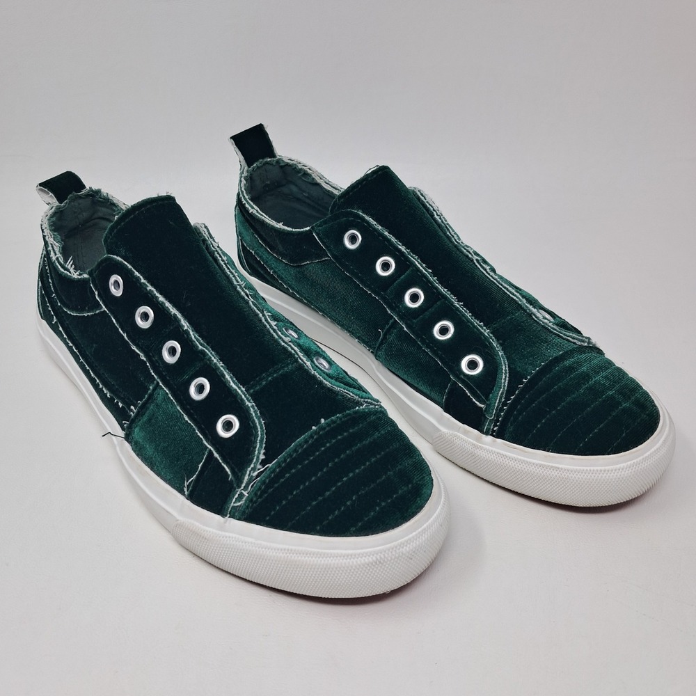 Corkys Babalu Women Size 9 Emerald Green Velvet Distressed Laceless Slip On Shoe